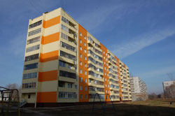 Покраска краской КО-174 фасада жилого многоэтажного дома